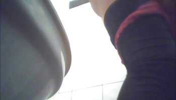 La matrigna diventa gelosa dopo aver visto il suo ragazzo scopare video porno donne mature porche una donna più anziana