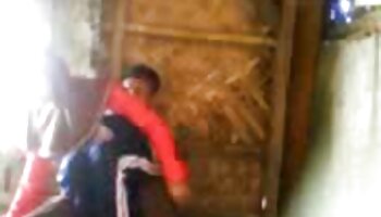La ballerina tettona Anya Ivy ha sbattuto forte video porno di vecchie porche