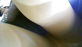 Una bionda insaziabile si gode la schiavitù e xxx mamme porche la macchina del sesso