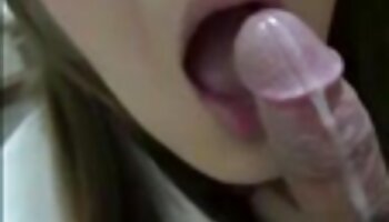 Una troia rossa incagliata Ella Hughes fa sesso trans porche italiane anale