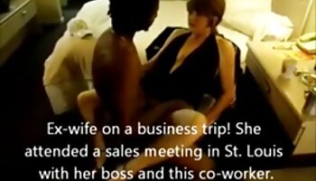 Adorabile teenager video porno vecchie porche italiane russa scopata sul letto con i collant abbassati